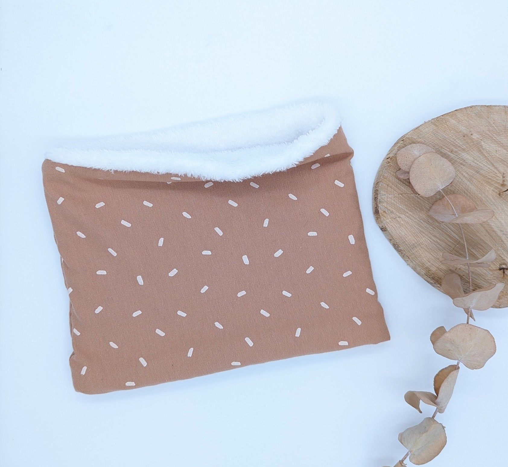 Cuello Stripes Tierra